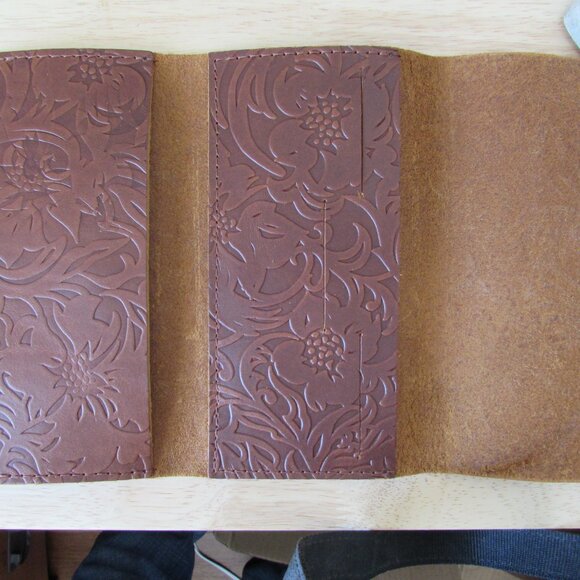 Portland Leather Goods PLG Rancher Wallet in Meadow - Picture 5 of 8